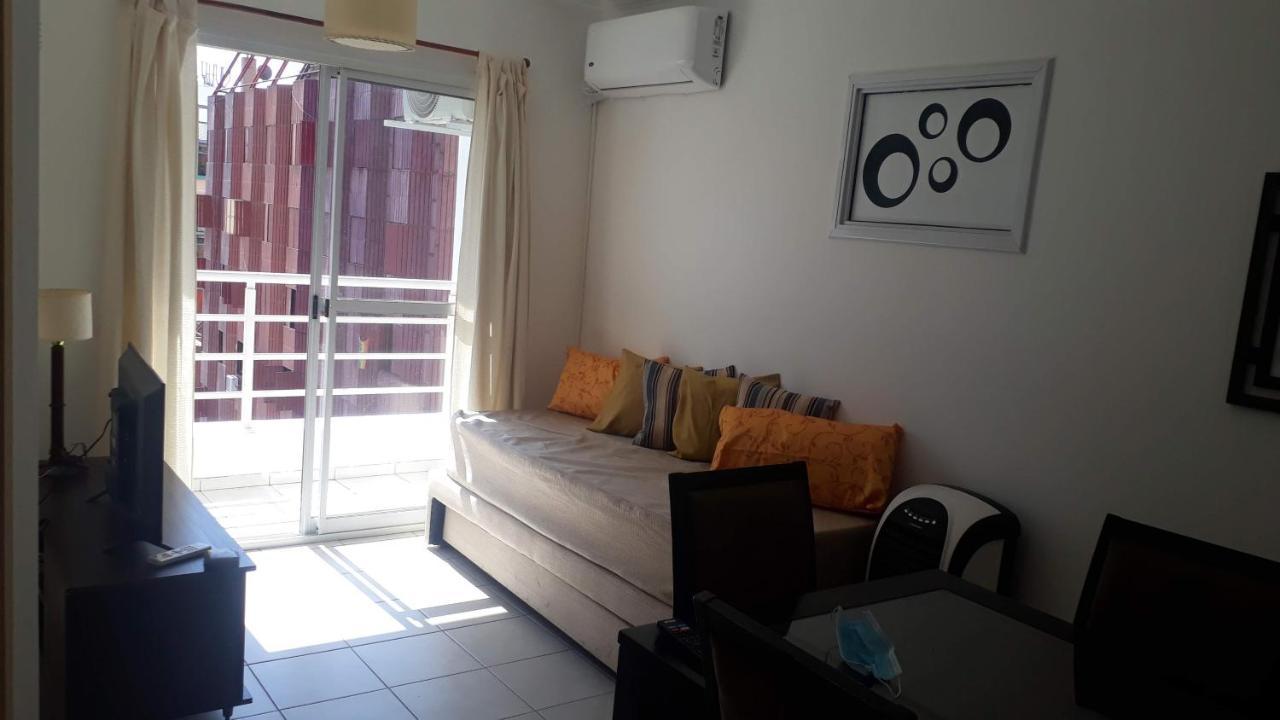 Artigas Apartment *